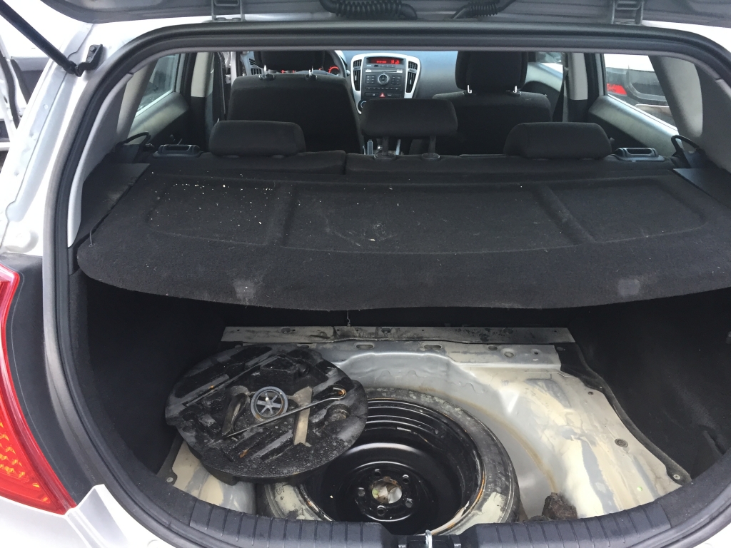 KIA CEED 1.4 INY 90CV