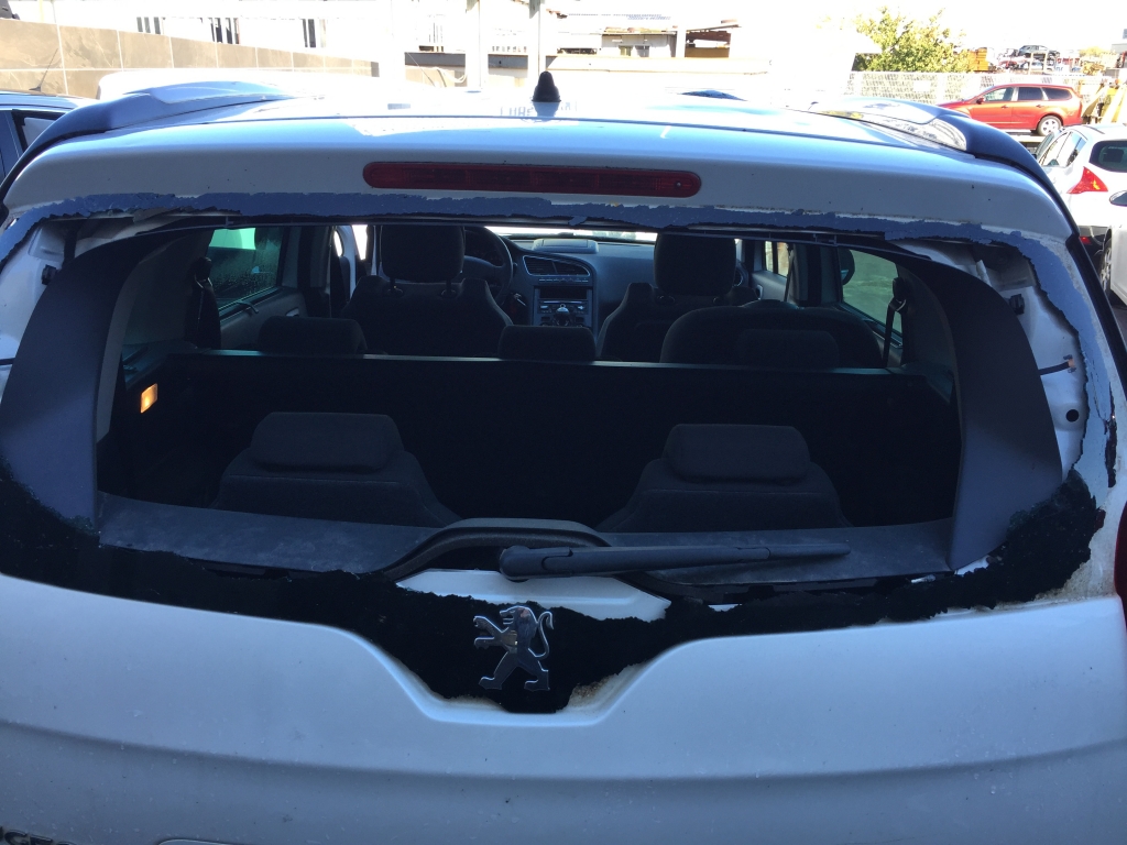 PEUGEOT 5008 1.6 HDI 115CV 7 PLAZAS