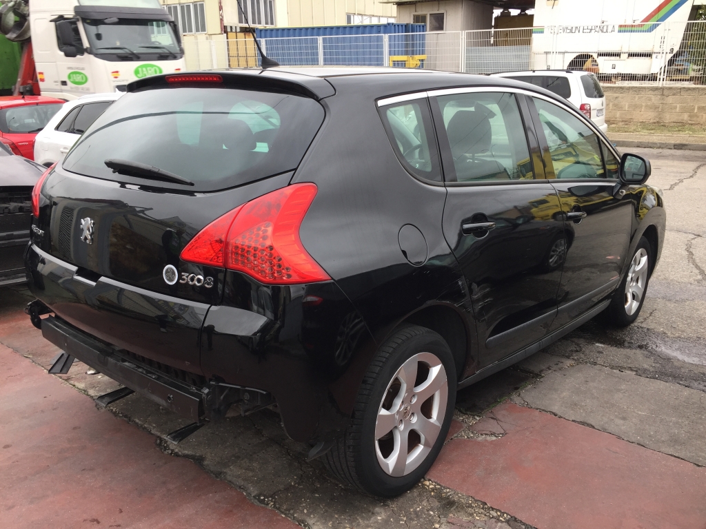 PEUGEOT 3008 1.6 HDI 110CV