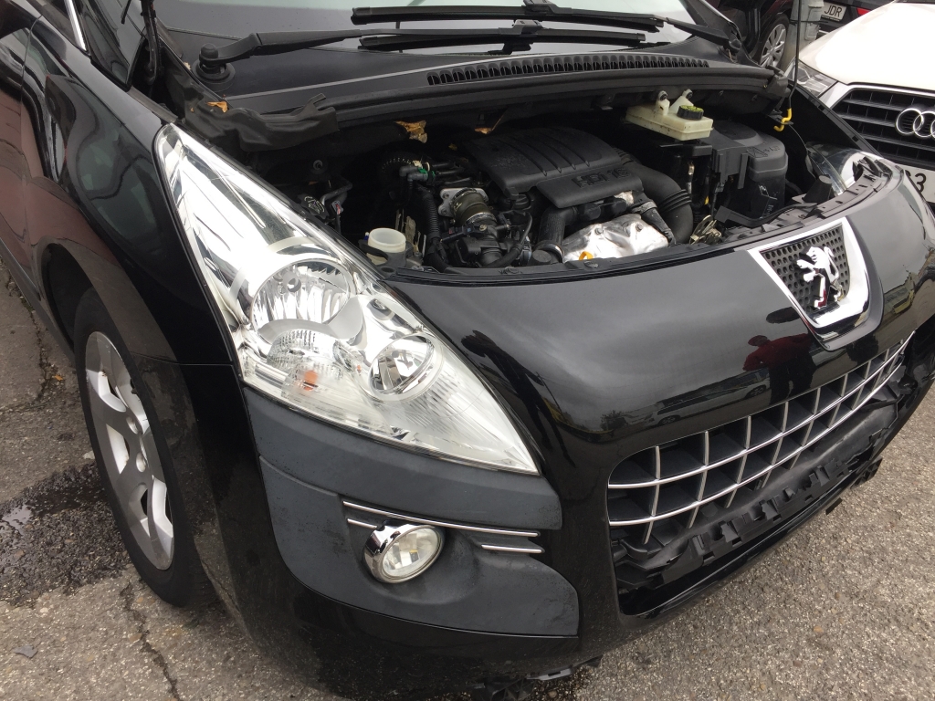 PEUGEOT 3008 1.6 HDI 110CV