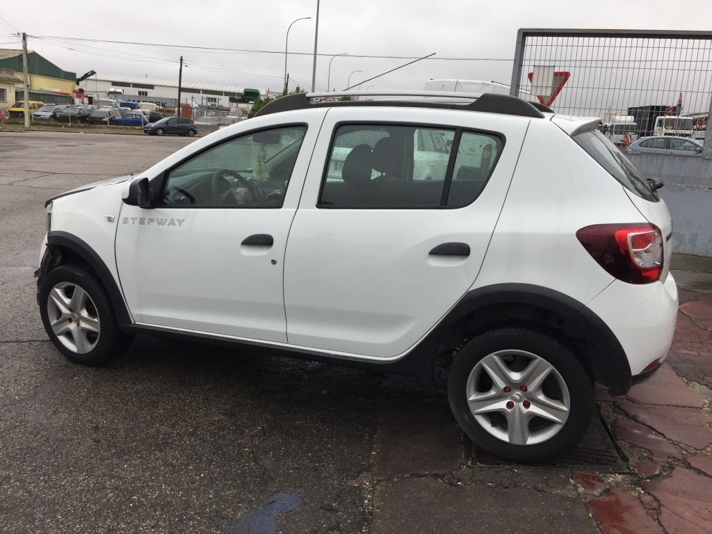 DACIA SANDERO 1.0 INY 90CV