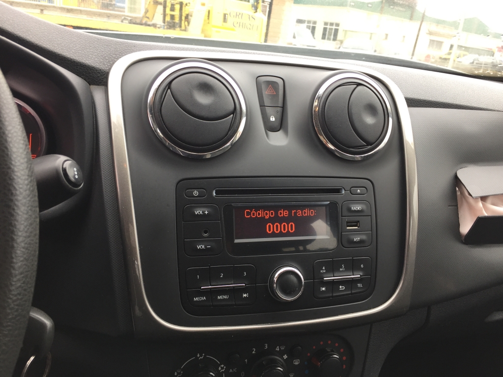 DACIA SANDERO 1.0 INY 90CV