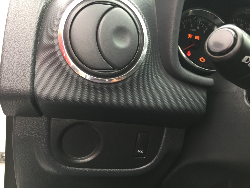 DACIA SANDERO 1.0 INY 90CV