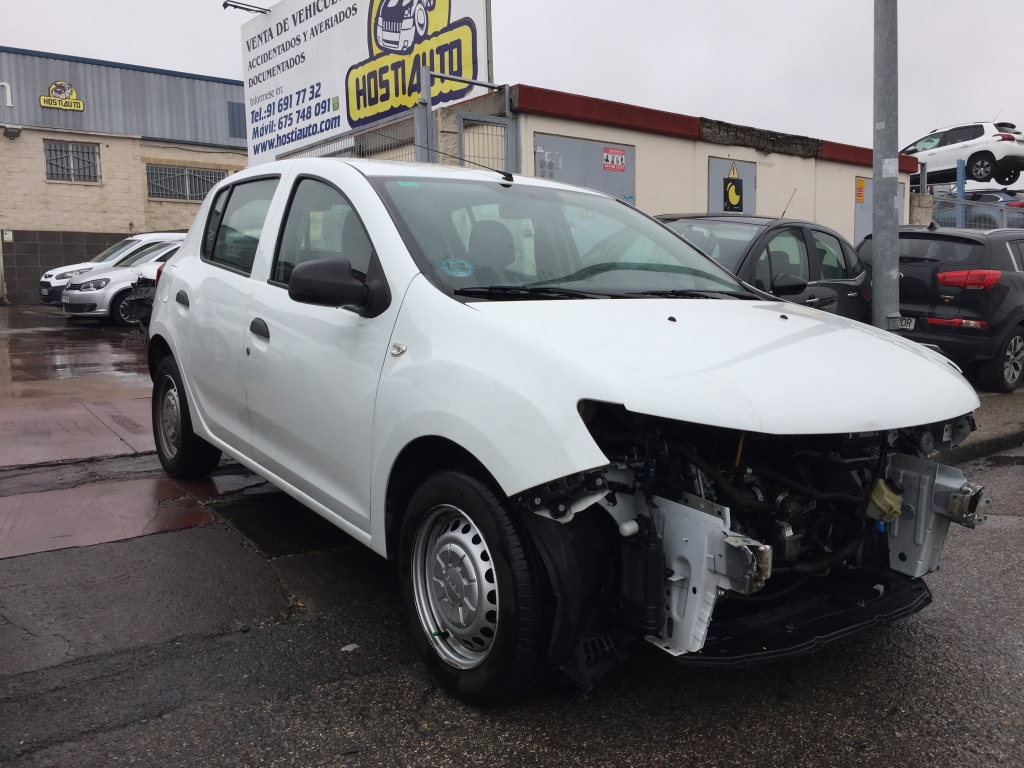 DACIA SANDERO1.4 INY 75CV