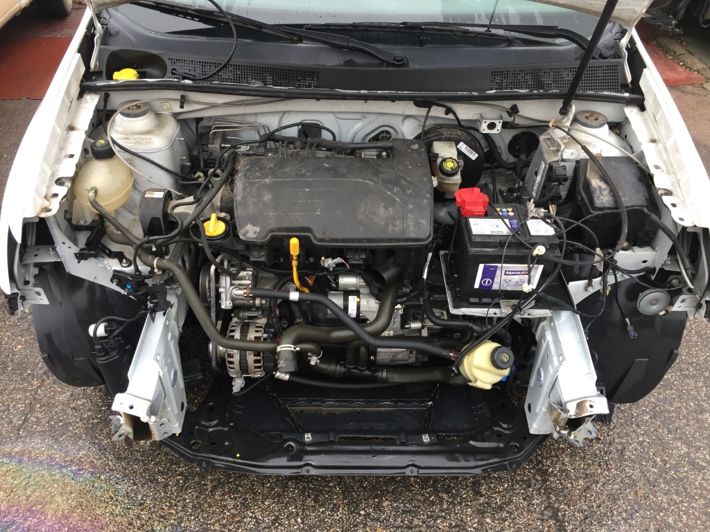 DACIA SANDERO1.4 INY 75CV