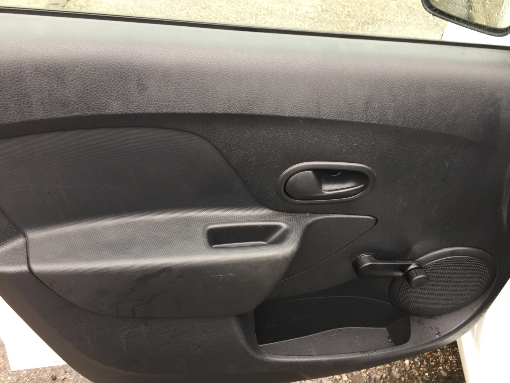 DACIA SANDERO1.4 INY 75CV