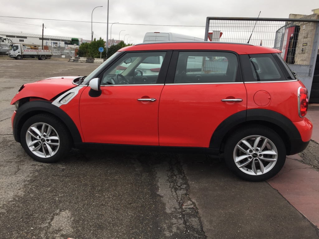 MINI COOPER COUNTRYM 1.6 INY 123CV