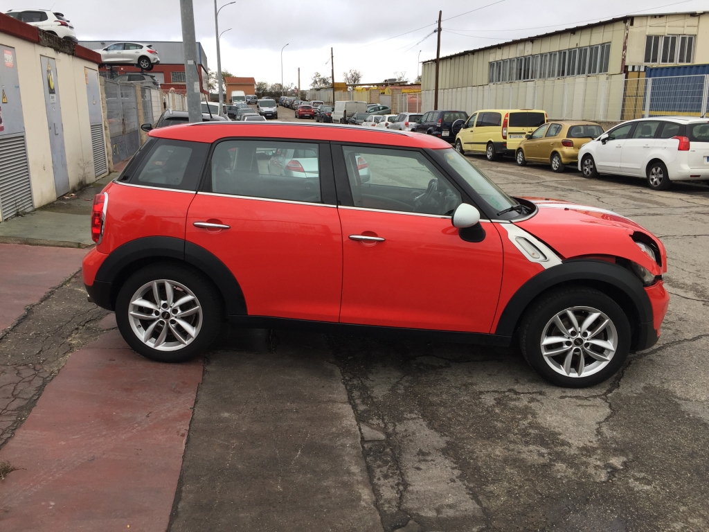 MINI COOPER COUNTRYM 1.6 INY 123CV