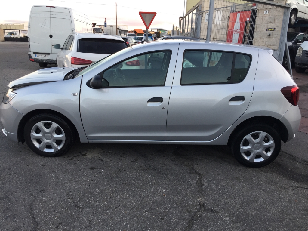 DACIA SANDERO 1.0 INY 73CV