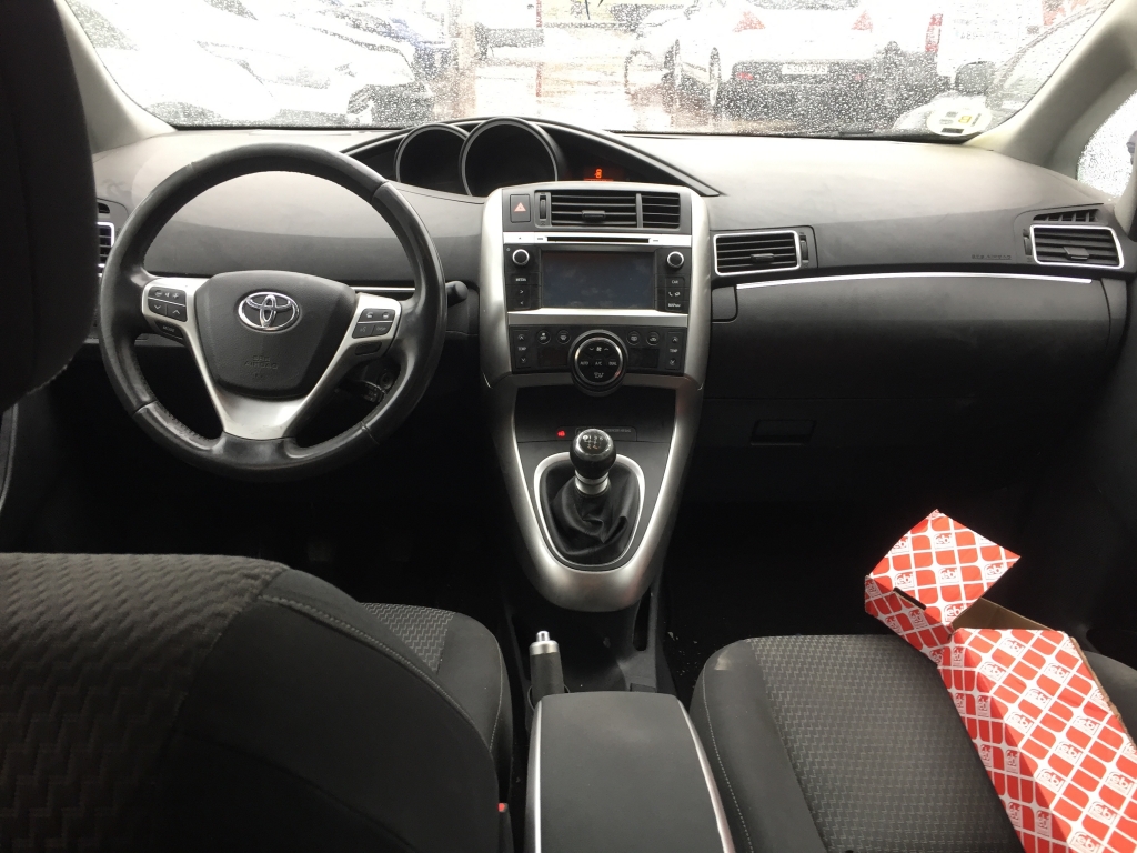 TOYOTAS VERSO 1.6 D4D 112CV