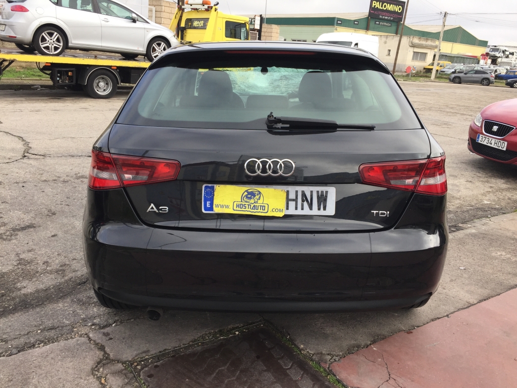 AUDI A-3 1.6 TDI 105CV