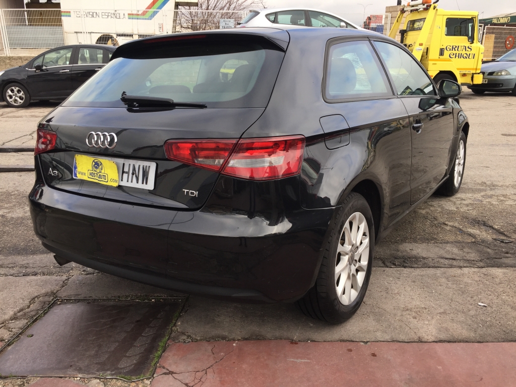 AUDI A-3 1.6 TDI 105CV