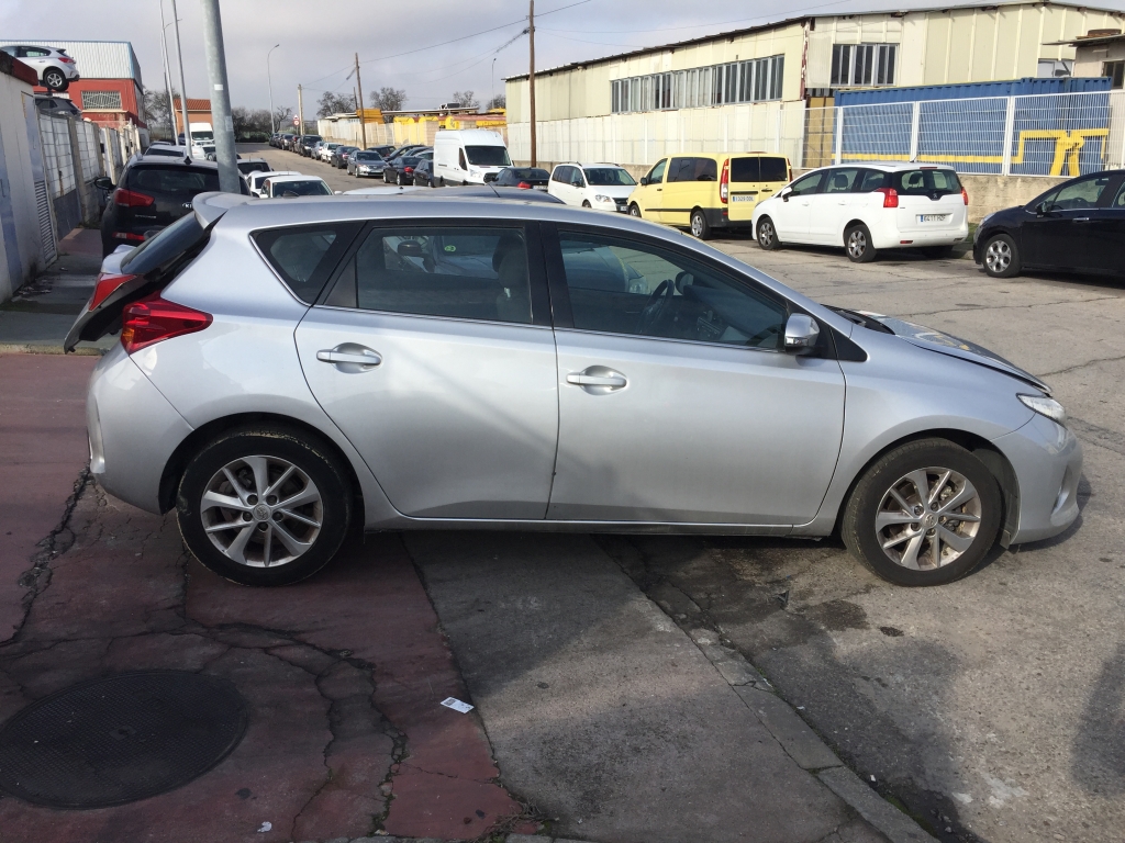 TOYOTA AURIS 1.6 INY 132CV