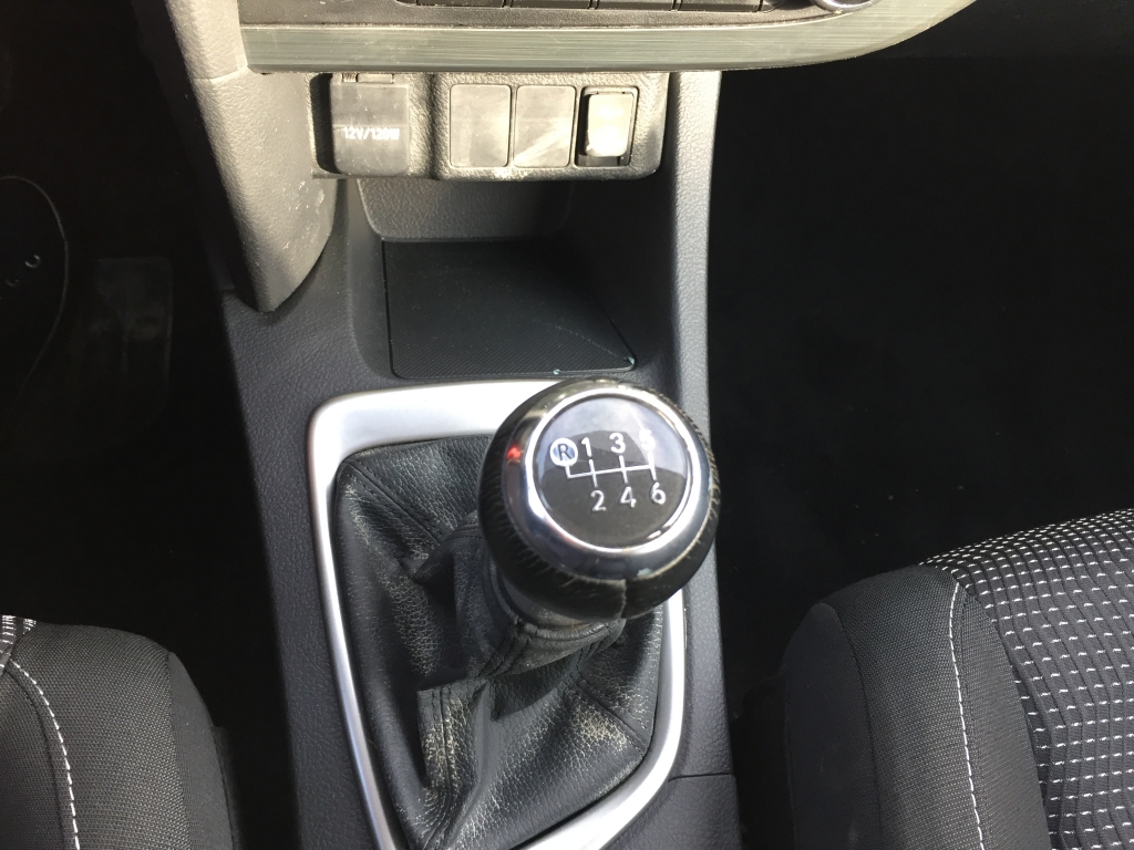 TOYOTA AURIS 1.6 INY 132CV