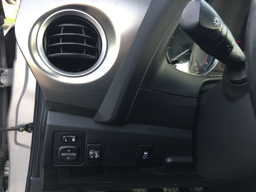 TOYOTA AURIS 1.6 INY 132CV