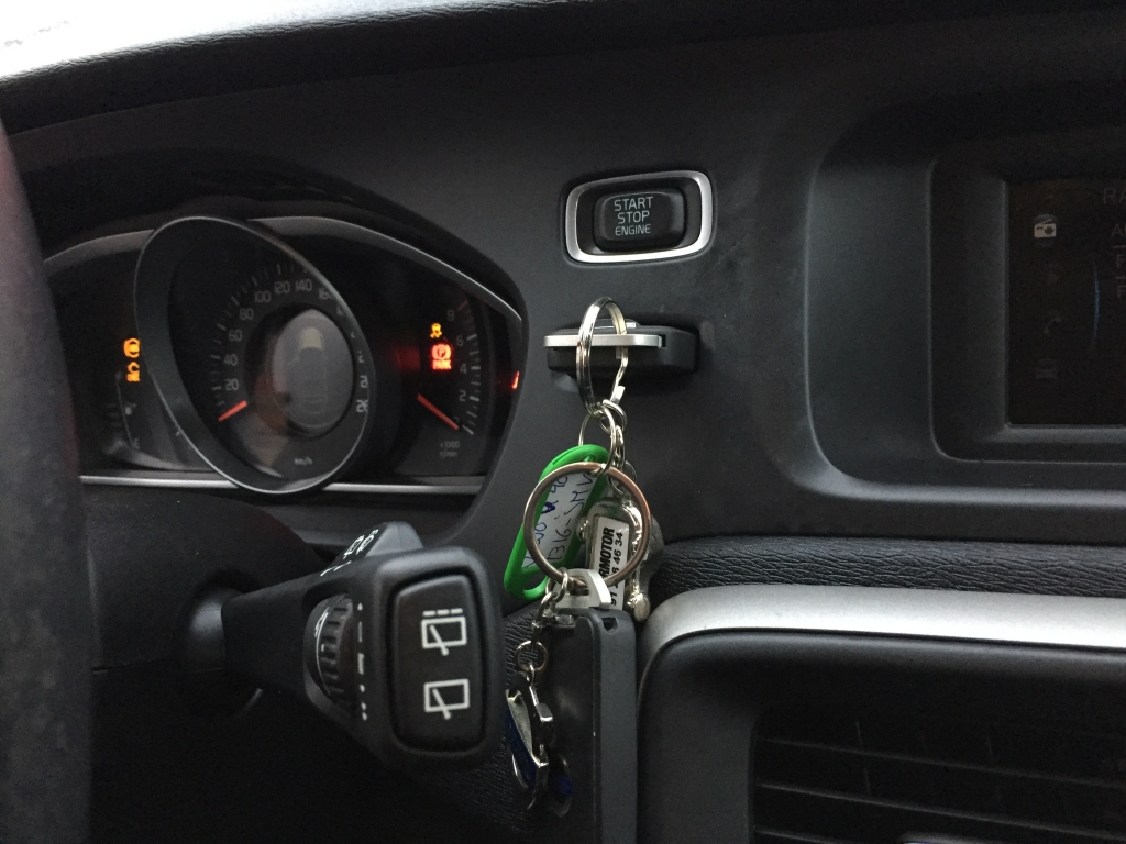 VOLVO V-40 2.0 INY 122CV