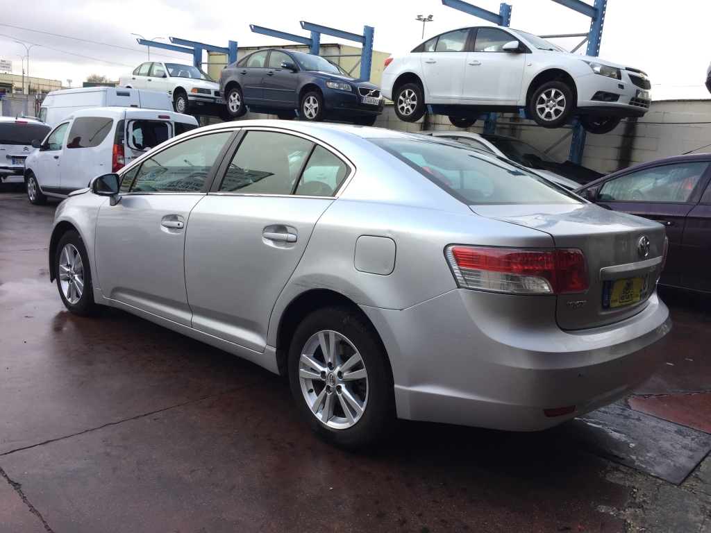 TOYOTA AVENSIS 1.6 VVT-I 132CV