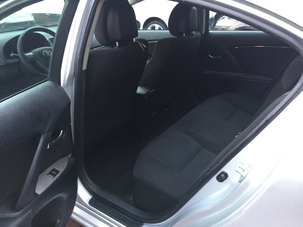 TOYOTA AVENSIS 1.6 VVT-I 132CV