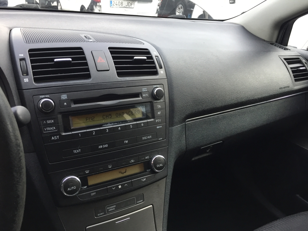 TOYOTA AVENSIS 1.6 VVT-I 132CV