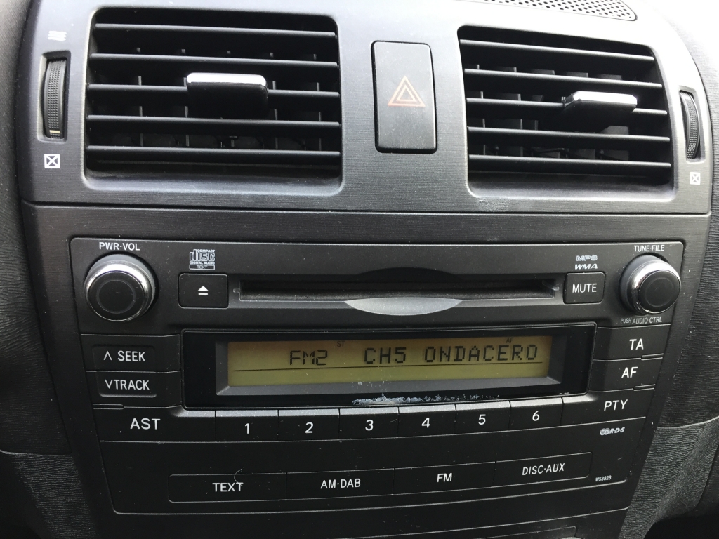 TOYOTA AVENSIS 1.6 VVT-I 132CV