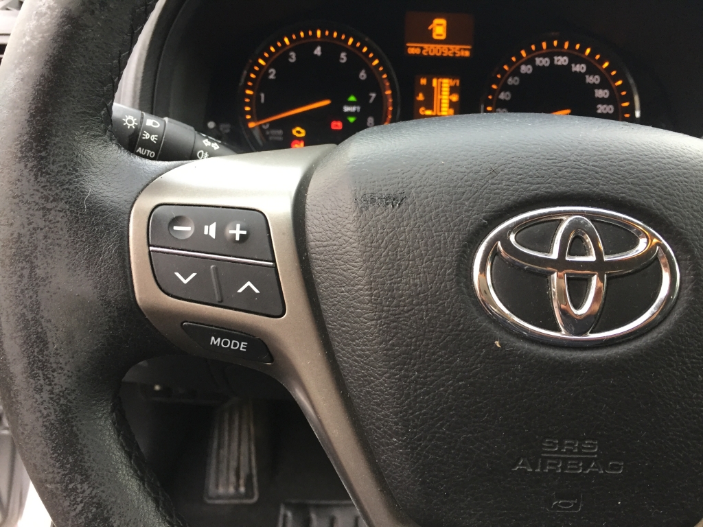 TOYOTA AVENSIS 1.6 VVT-I 132CV