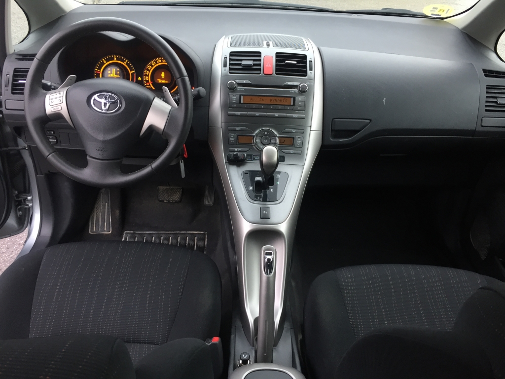 TOYOTA AURIS 1.4 D4D 90CV AUT