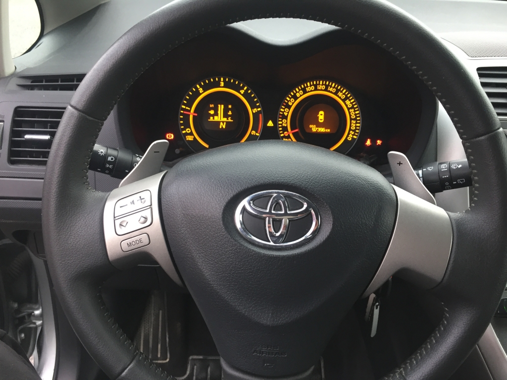 TOYOTA AURIS 1.4 D4D 90CV AUT