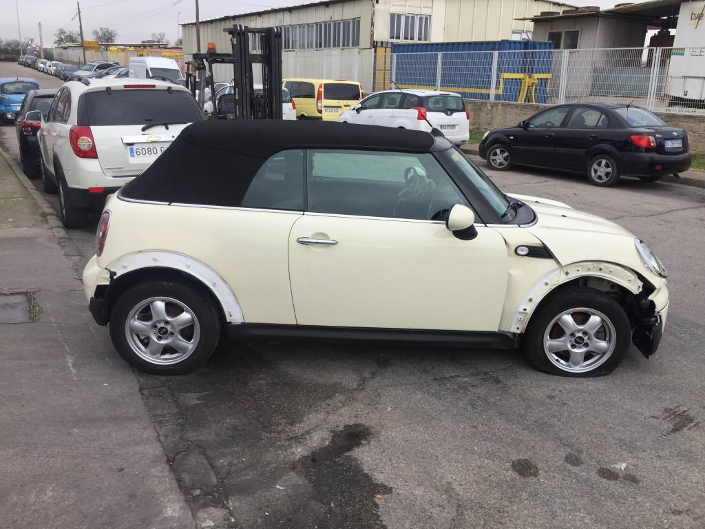 MINI ONE CABRIO 1.6 INY 98CV