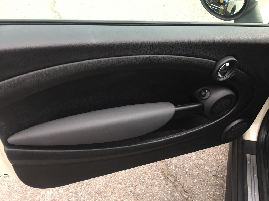 MINI ONE CABRIO 1.6 INY 98CV