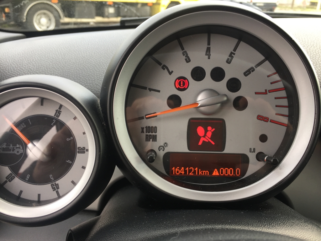 MINI ONE CABRIO 1.6 INY 98CV