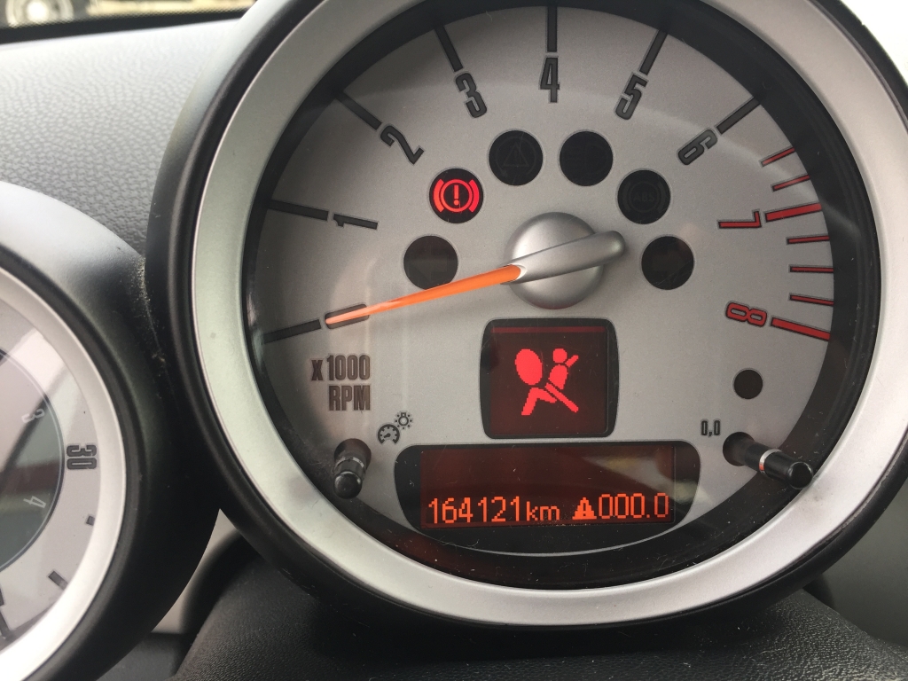 MINI ONE CABRIO 1.6 INY 98CV