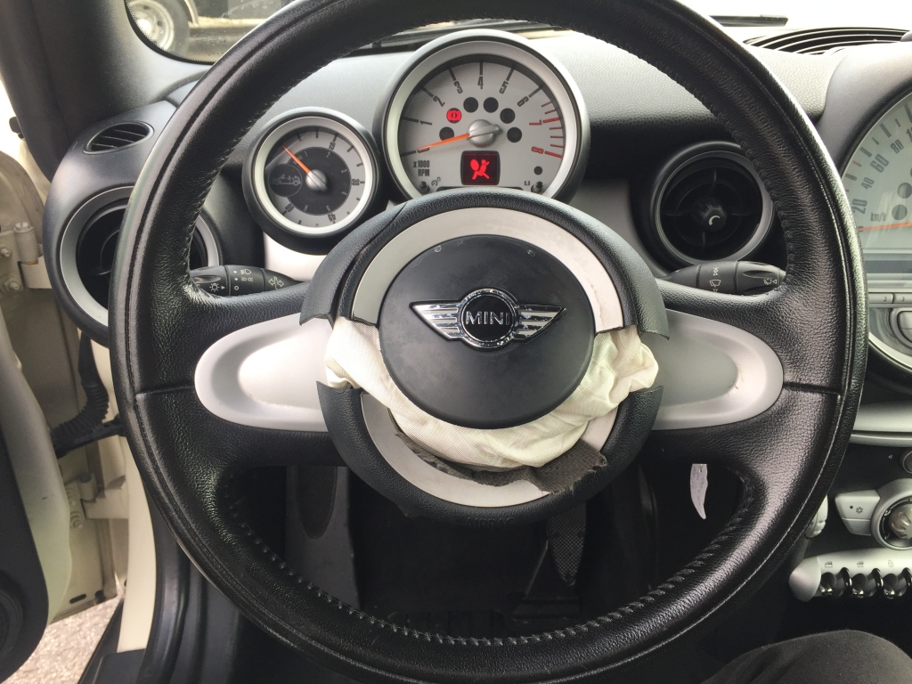 MINI ONE CABRIO 1.6 INY 98CV