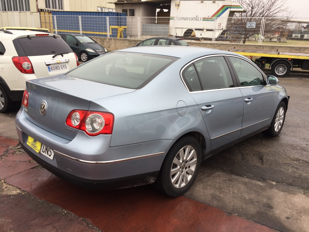 VOLKSWAGEN PASSAT 2.0 FSI 150CV