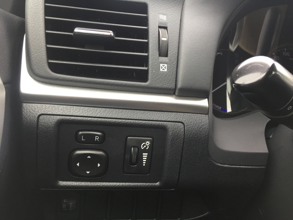 LEXUS CT 200 WG 1.8 HIBRIDO 100CV