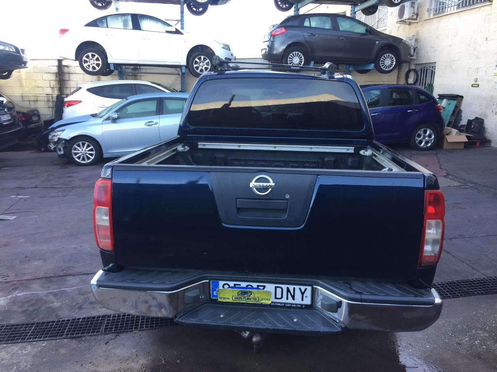 NISSAN NAVARA 2.5 D 174CV AUT