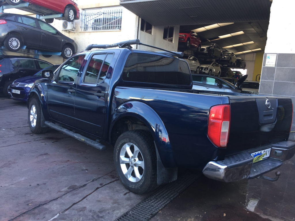 NISSAN NAVARA 2.5 D 174CV AUT