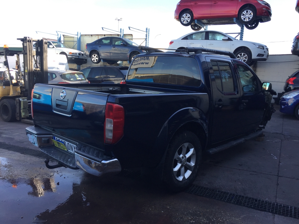 NISSAN NAVARA 2.5 D 174CV AUT