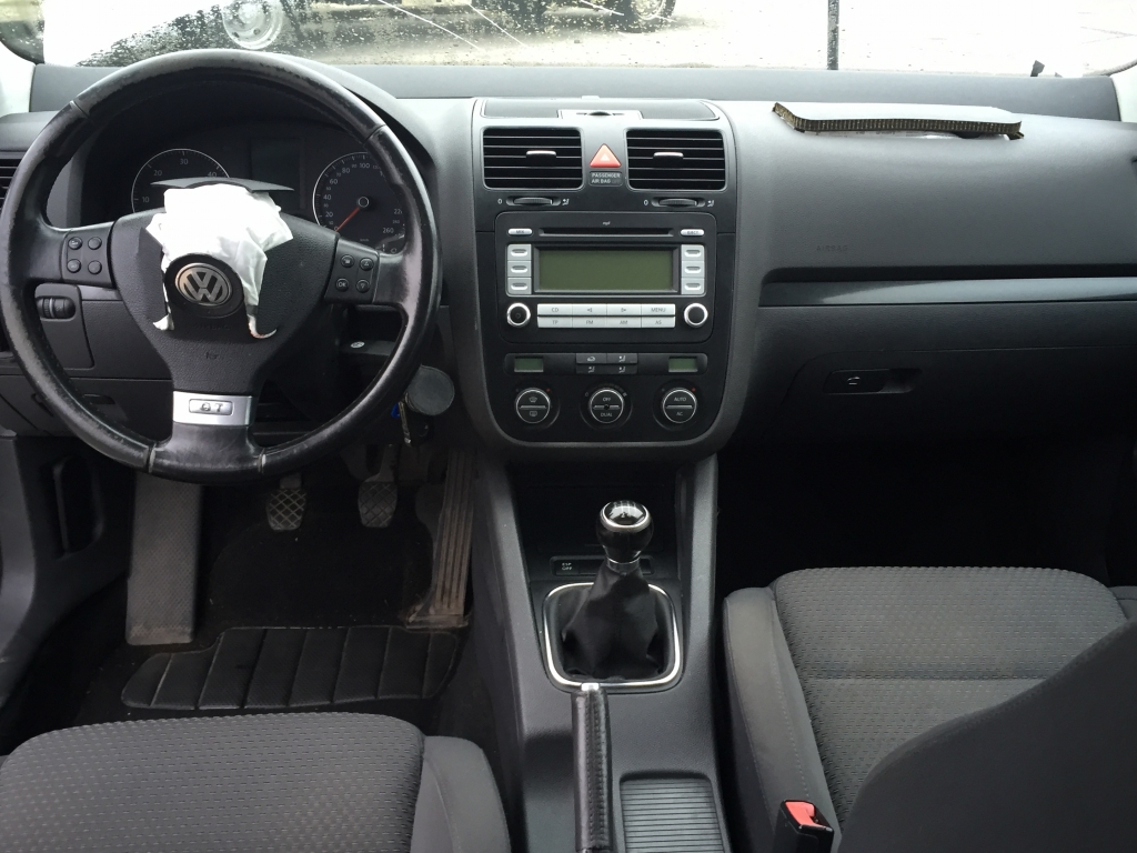 VOLKSWAGEN GOLF GT 2.0 TDI 140CV