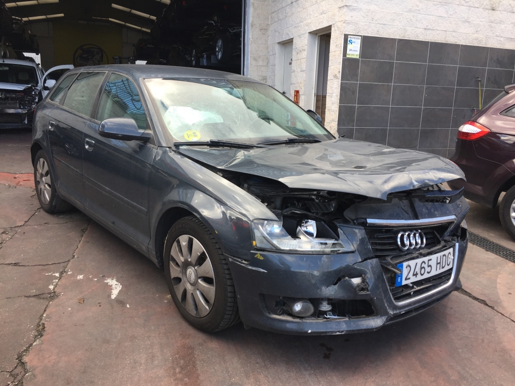 AUDI A-3 1.6 TDI 105CV