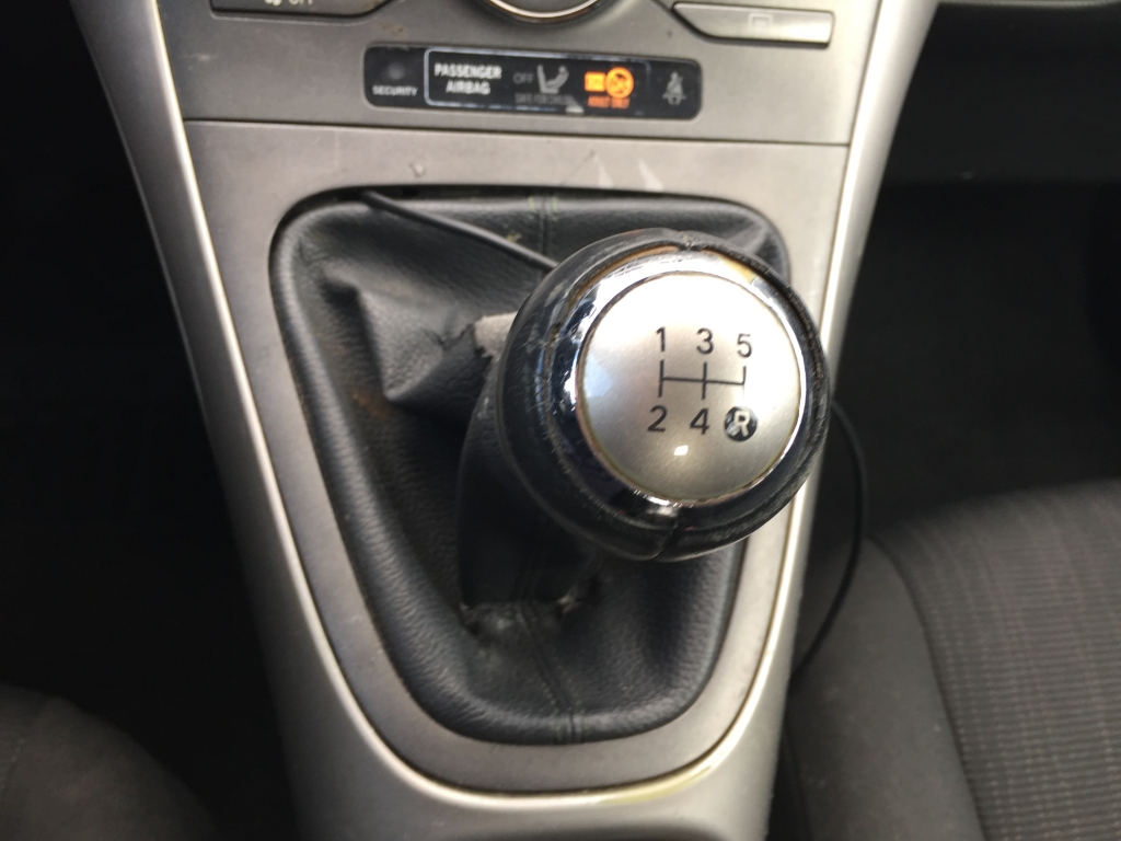 TOYOTA AURIS 1.6 INY 124CV