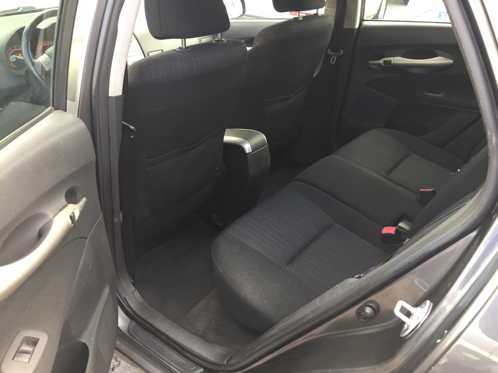 TOYOTA AURIS 1.6 INY 124CV