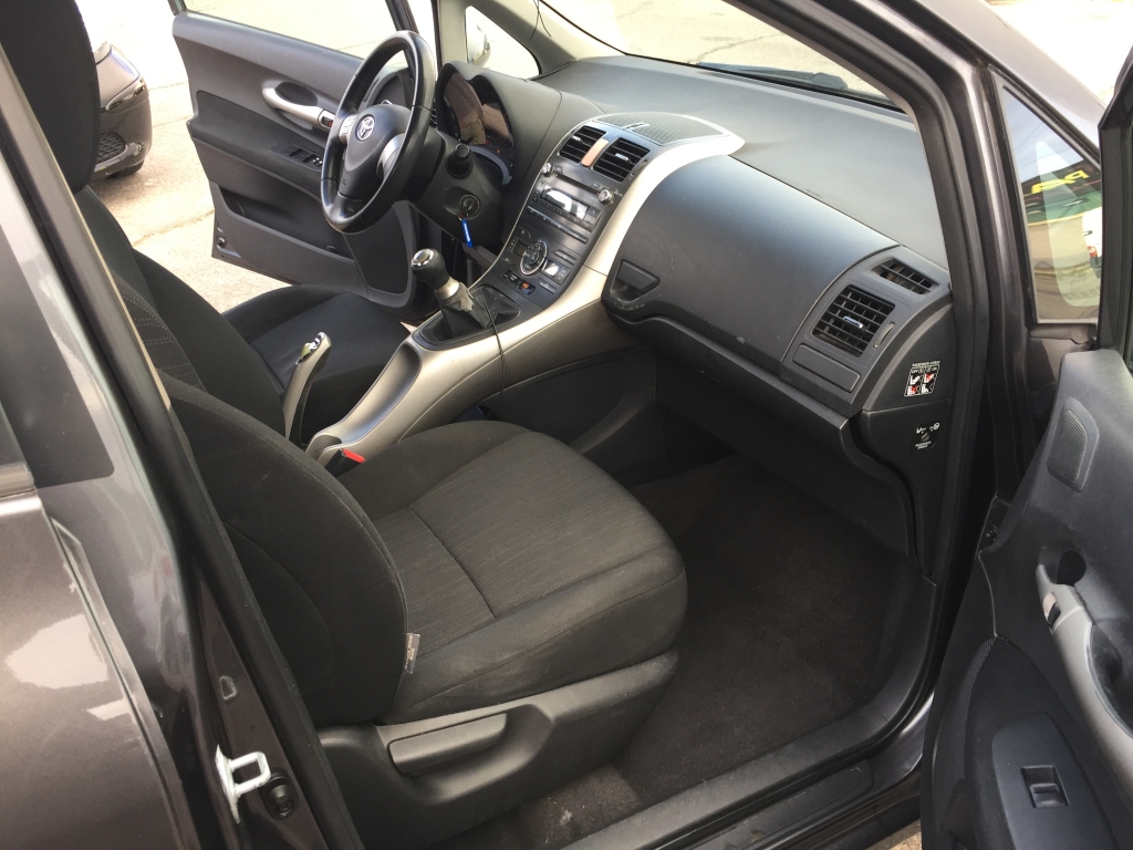 TOYOTA AURIS 1.6 INY 124CV