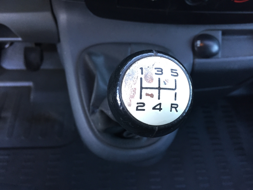 PEUGEOT EXPERT 1.6 HDI 9+0CV 6 PLAZAS