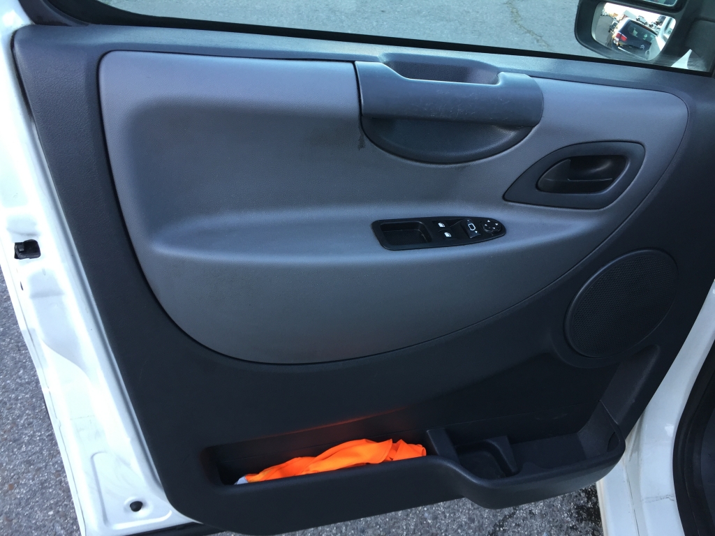 PEUGEOT EXPERT 1.6 HDI 9+0CV 6 PLAZAS