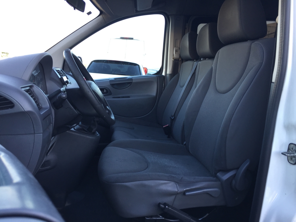 PEUGEOT EXPERT 1.6 HDI 9+0CV 6 PLAZAS