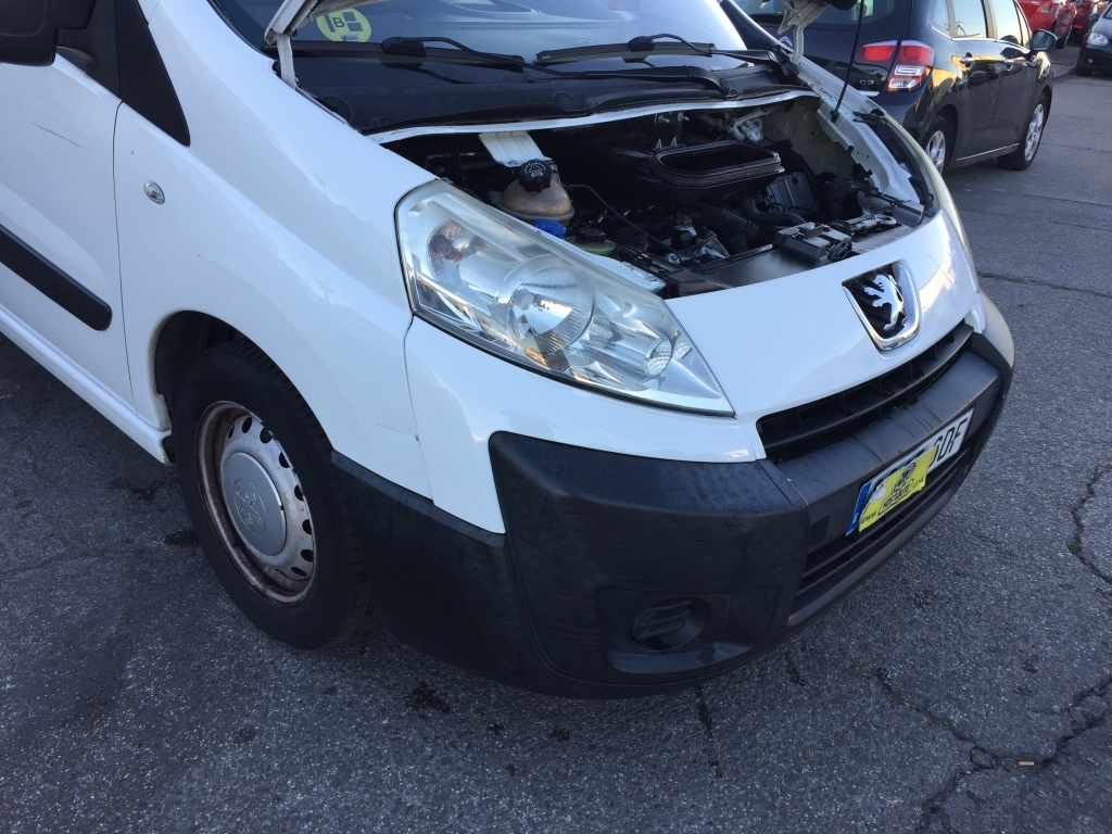 PEUGEOT EXPERT 1.6 HDI 9+0CV 6 PLAZAS