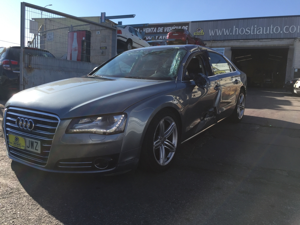 AUDI A 8 3.0 TDI 250CV