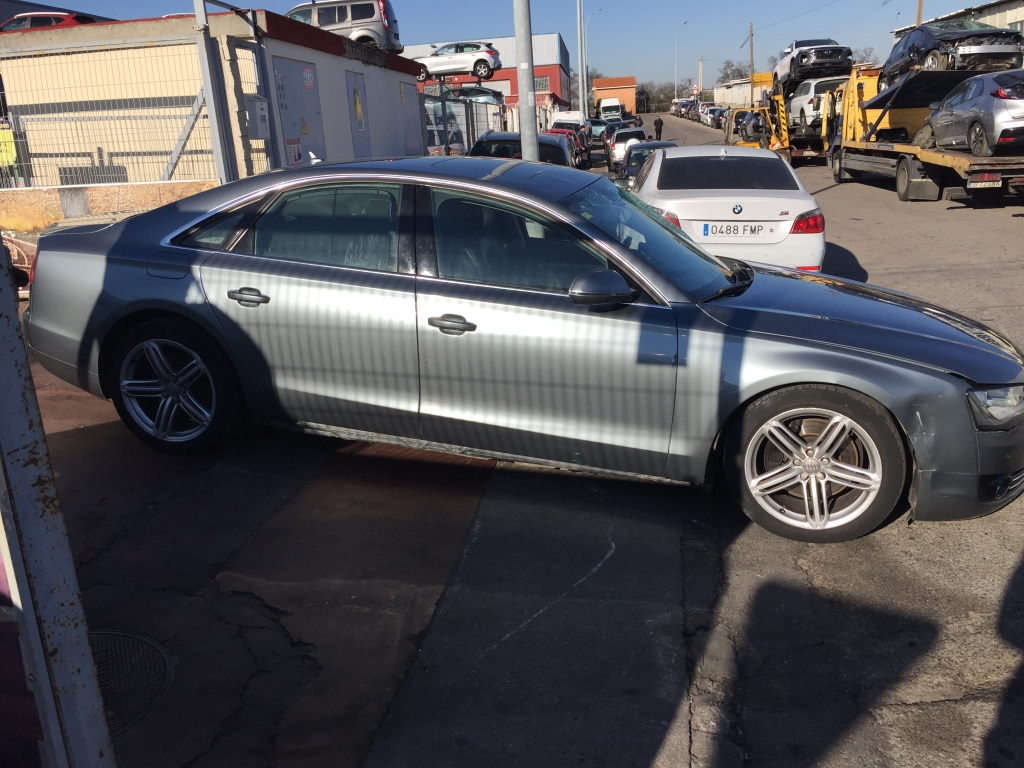 AUDI A 8 3.0 TDI 250CV