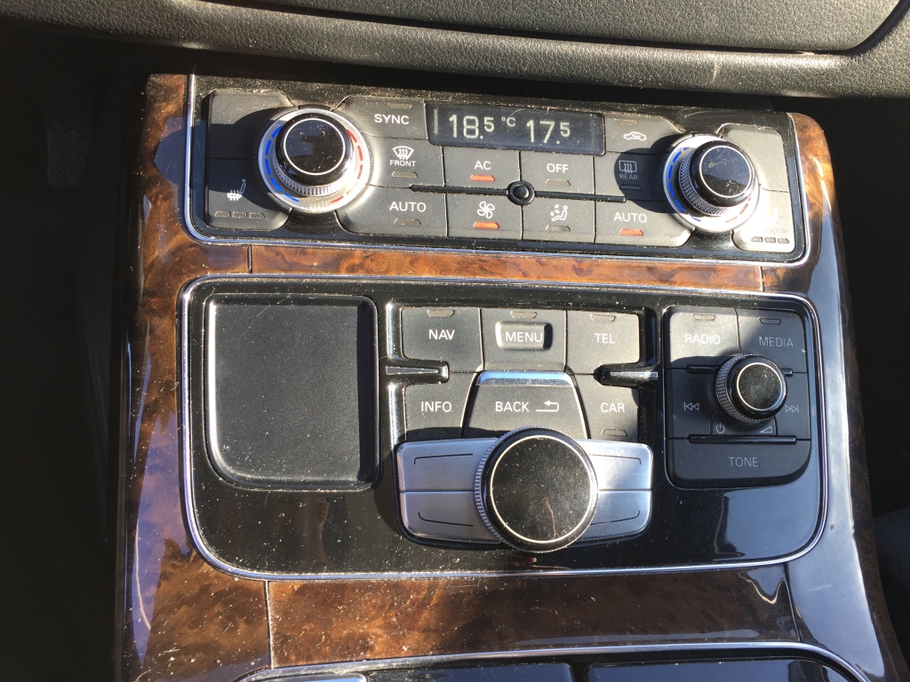 AUDI A 8 3.0 TDI 250CV