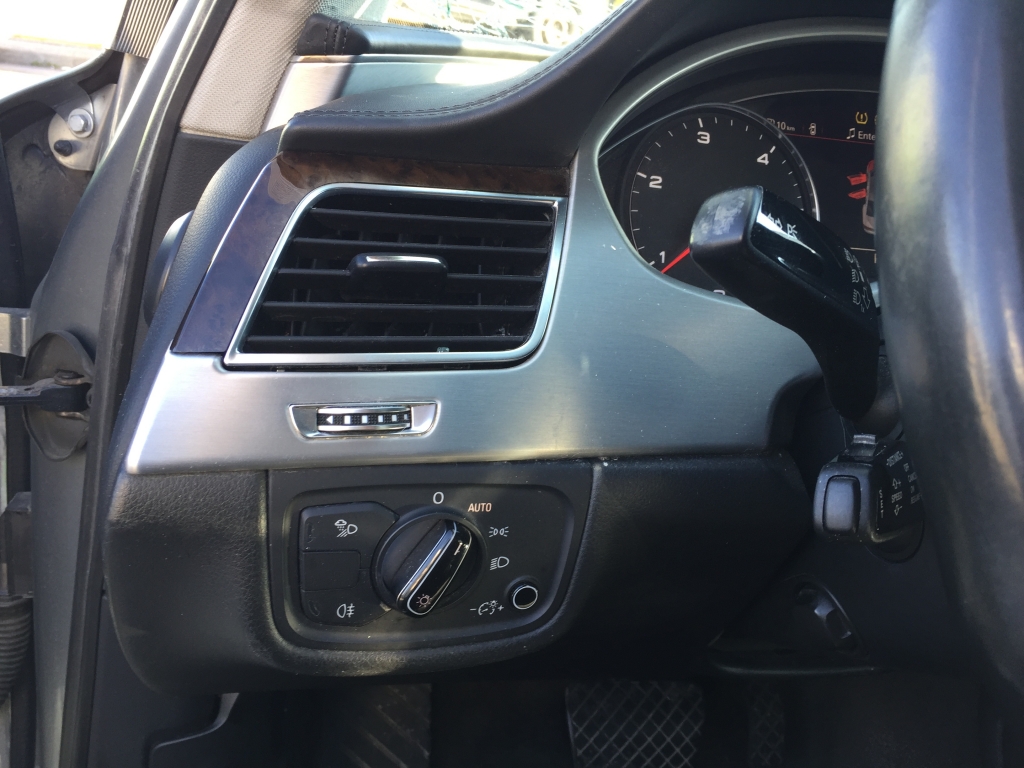 AUDI A 8 3.0 TDI 250CV